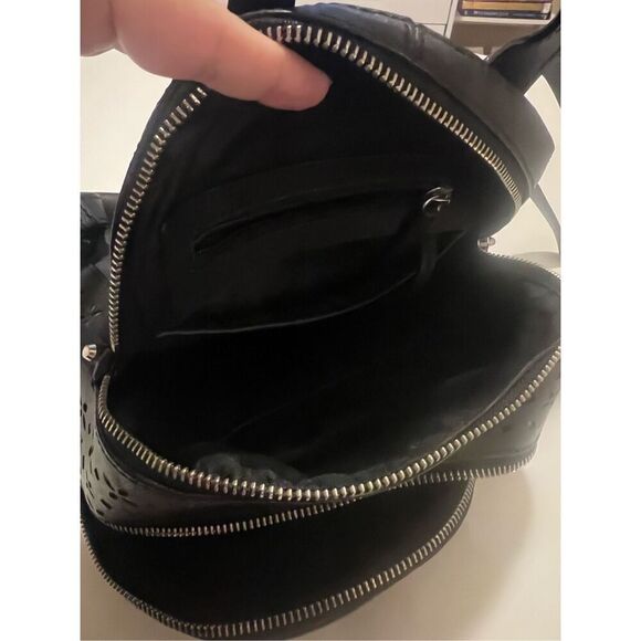 Michael Kors Rhea mini backpack - Picture 7 of 10